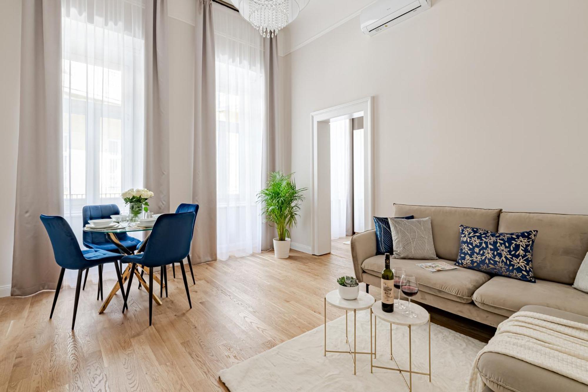 Kr16 Apartment - Hostaid Budapest Exterior photo